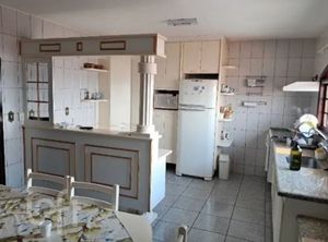 Image 4 - 884148