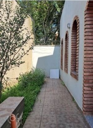 Image 14 - 884148
