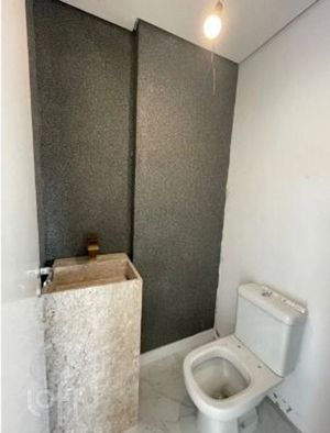Image 9 - 884149