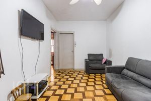 Image 8 - 884152