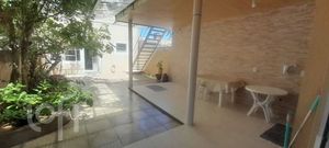 Image 16 - 884154
