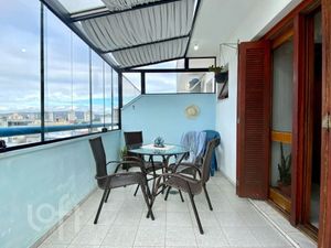 Image 31 - 884155