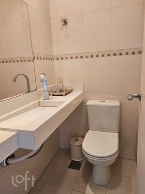 Image 9 - 884158