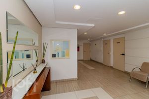 Image 69 - 884162