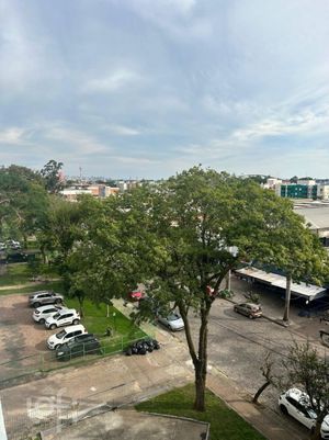 Image 25 - 884165