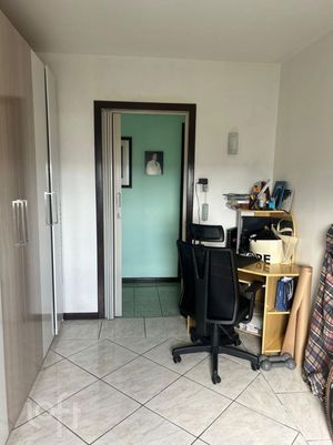 Image 3 - 884165