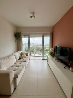 Image 13 - 884171