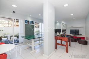 Image 30 - 884172
