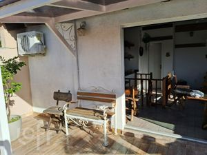 Image 1 - 884179