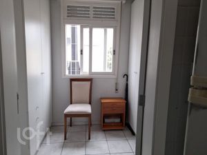 Image 1 - 884186