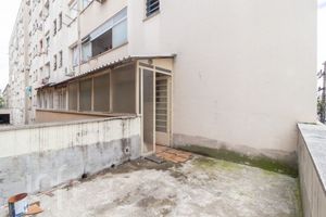 Image 8 - 884189