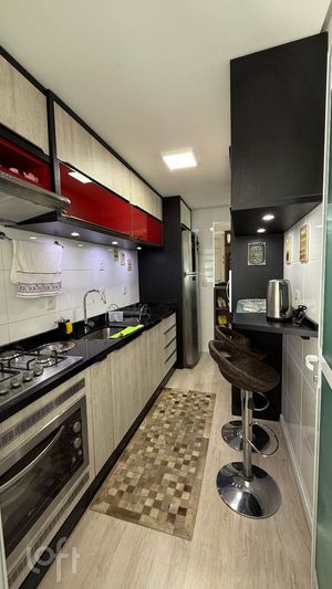 Image 6 - 884194