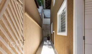 Image 10 - 884204