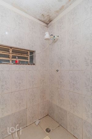Image 7 - 884206