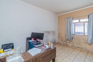 Image 8 - 884206
