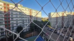 Image 6 - 884208