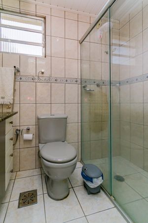 Image 8 - 884213