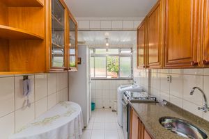 Image 26 - 884213
