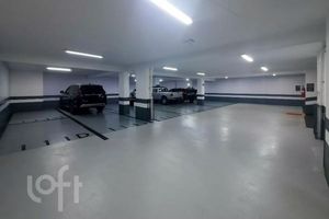 Image 48 - 884215
