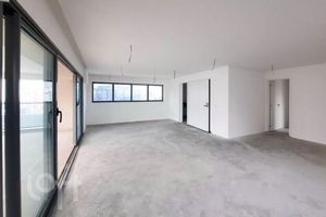 Image 3 - 884215