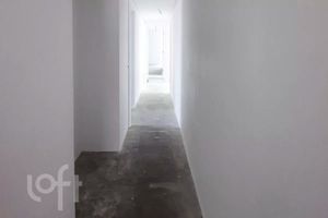 Image 31 - 884215
