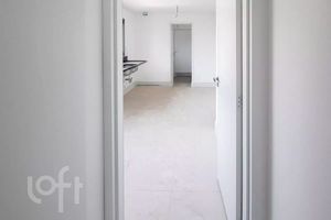 Image 36 - 884215