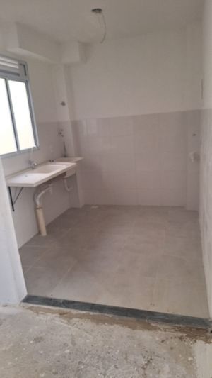 Image 4 - 884217