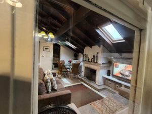 Image 36 - 884222