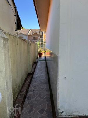 Image 13 - 884225