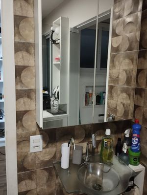 Image 9 - 884230