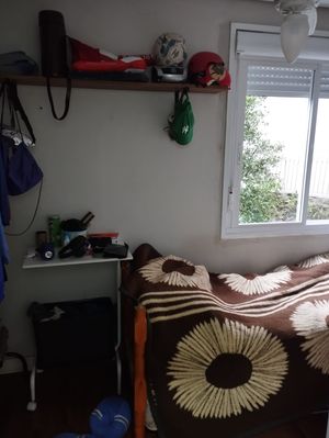 Image 8 - 884230