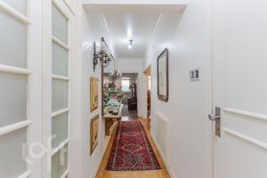 Image 3 - 884232