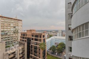 Image 13 - 884232