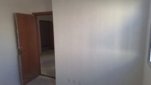 Image 13 - 884243