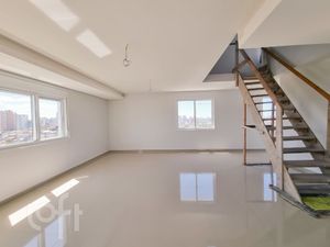 Image 3 - 884251