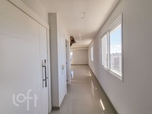 Image 15 - 884251