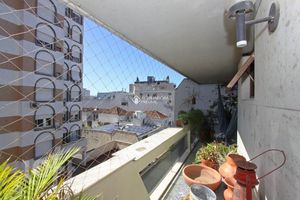 Image 14 - 884255