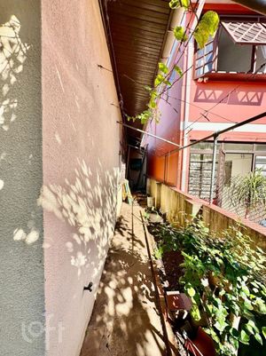 Image 28 - 884256