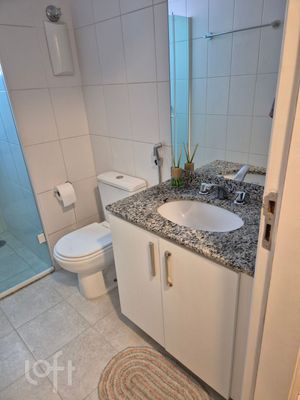 Image 19 - 884265