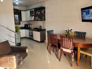 Image 5 - 884272