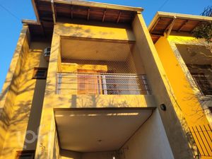 Image 15 - 884272