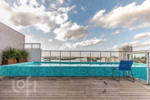 Image 6 - 884273