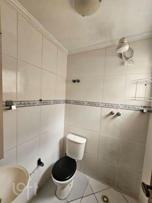 Image 9 - 884281