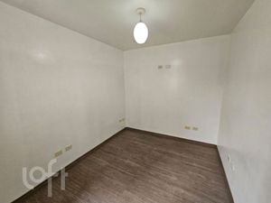 Image 6 - 884281
