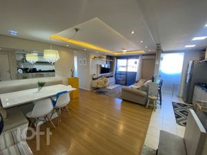 Image 5 - 884282
