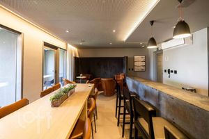 Image 20 - 884303