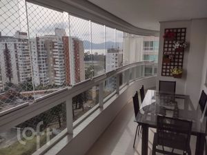 Image 1 - 884314