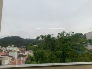 Image 11 - 884316