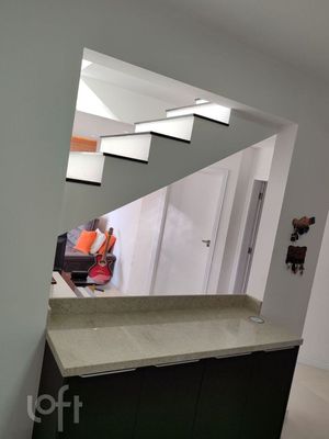 Image 9 - 884352