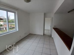 Image 2 - 884355